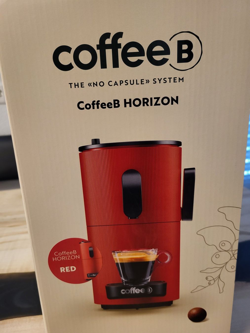 Coffee B Macchine per caffè & Macchine per espresso: CoffeeB Horizon Kaffeemaschine rot – Nuovo e nell'imballaggio originale da Fehraltorf venduto da Howe 1