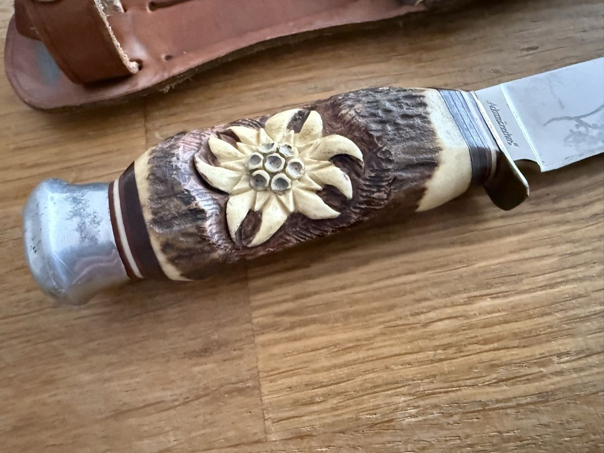 Accessori: Antikes Messer Ackermännchen Jagdmesser – Usato da Goldach venduto da Messerguru 1