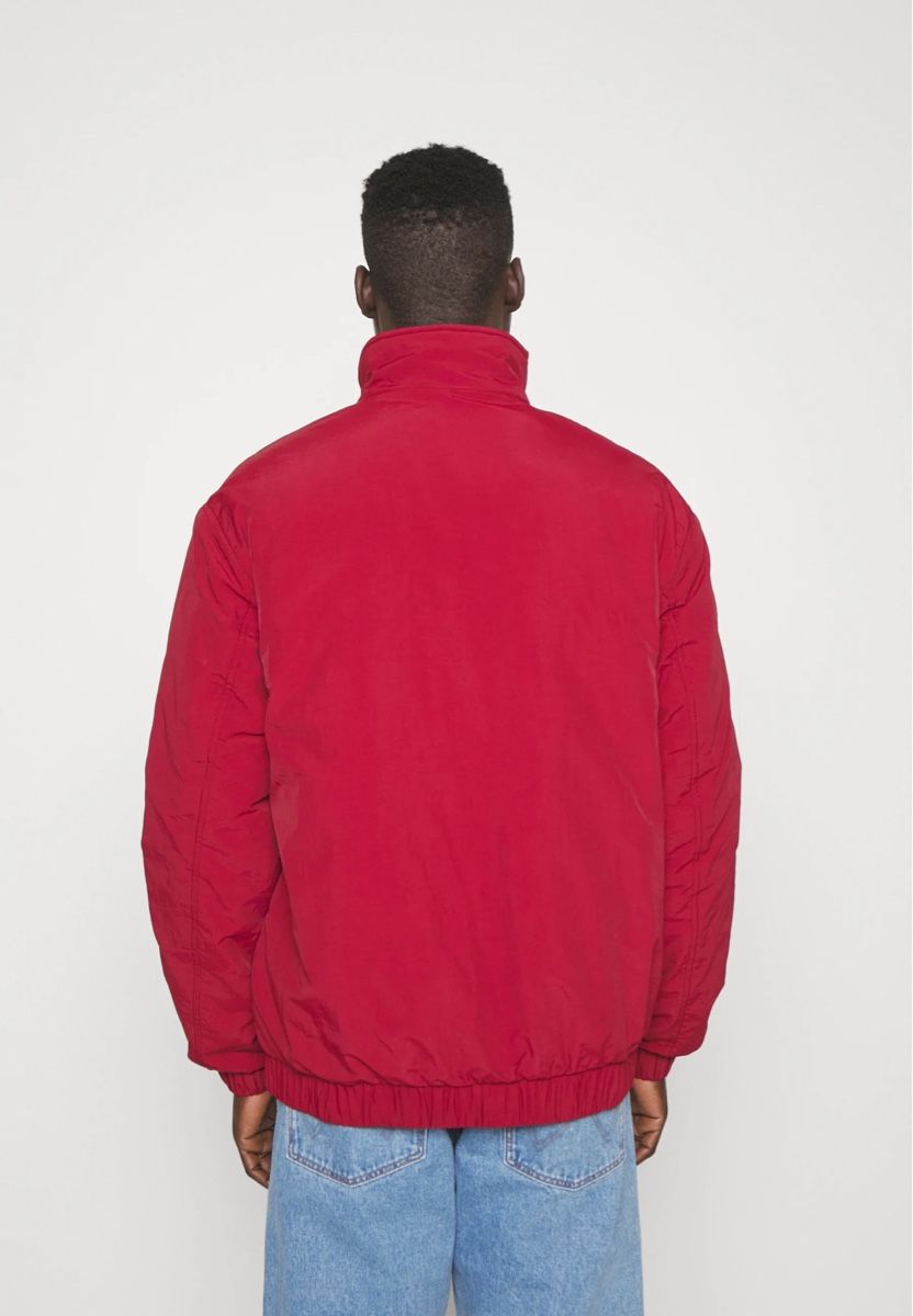 Tommy Hilfiger Giacche: Tommy Hilfiger Jacke Grösse M Np 189.- – Nuovo e nell'imballaggio originale da Riniken venduto da Babeli78 3