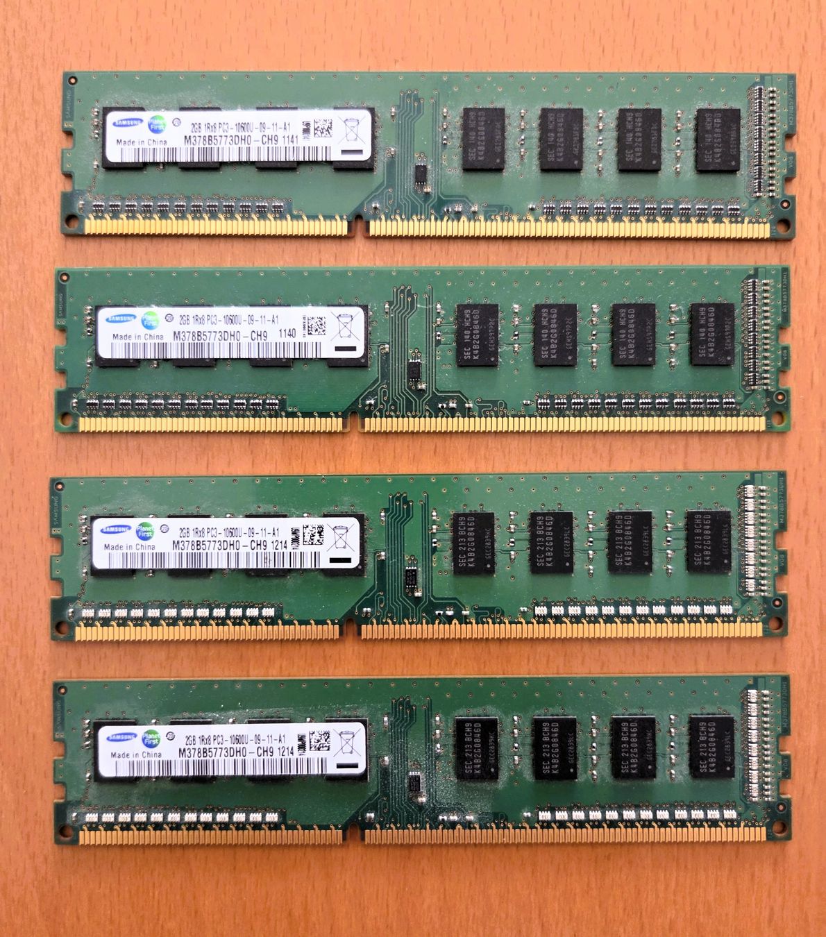 Mémoires / RAM: 8 GB RAM MEMORY 4x 2 GB – D'occasion à Brüttisellen par Nighttrain