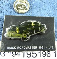 BUICK ROADMASTER 1951 USA OLDTIMER AUTO PIN GLASIERT  30mm