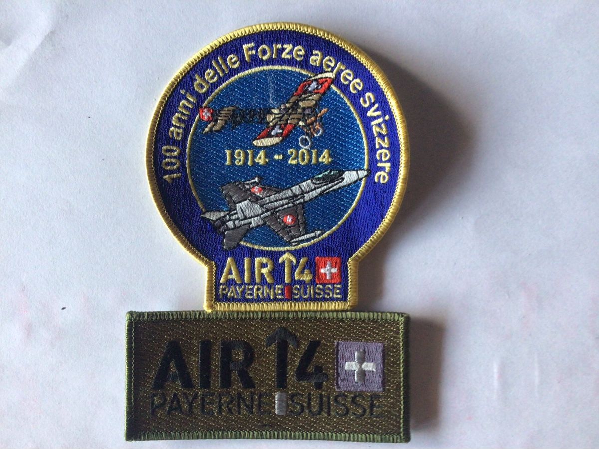 Schweizer Armee Placchette & Badge: Badges aviation – Nuovo (secondo la descrizione) da Crête-à-l'oeil venduto da Mga2