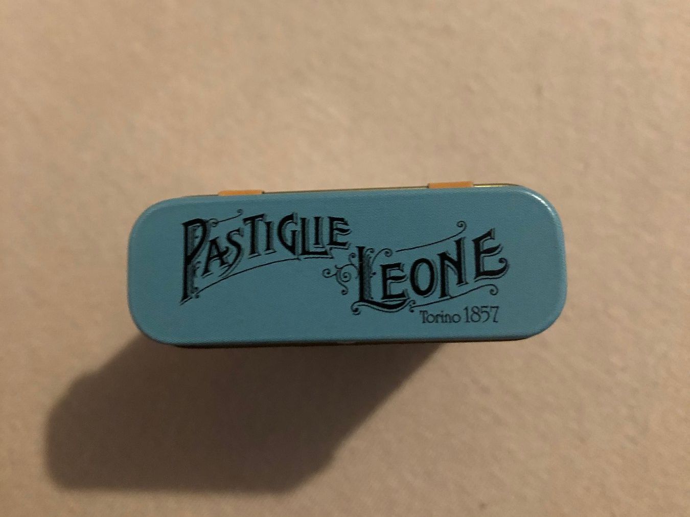 Tutte le decorazioni: Blechdose Blechdösli Vespa Leone Sammler – Usato da Wollerau venduto da Seppi37 2