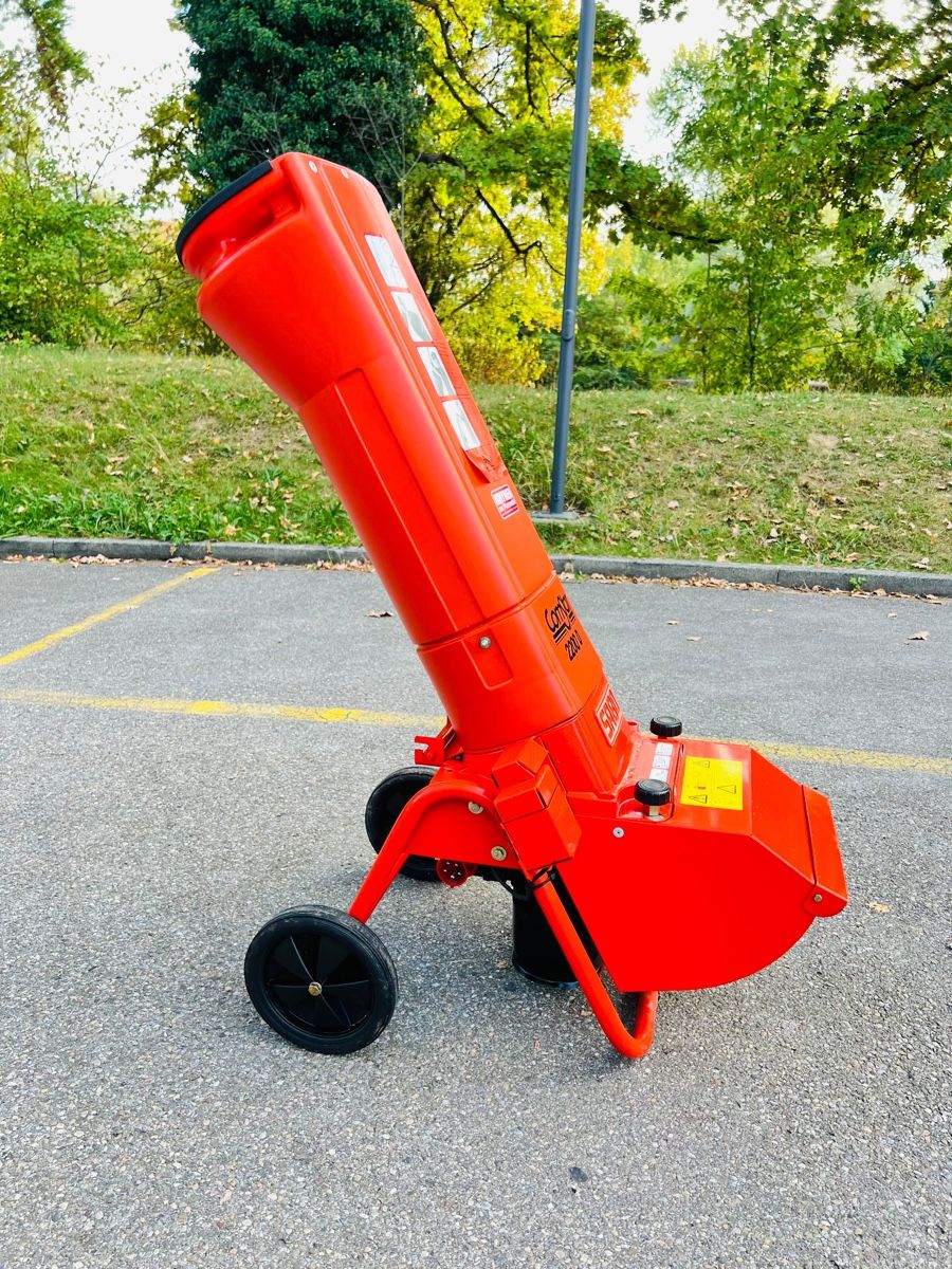 Trinciatrici: Gartenhäcksler Sabo  – Usato da Urdorf venduto da mas_5wfz 4