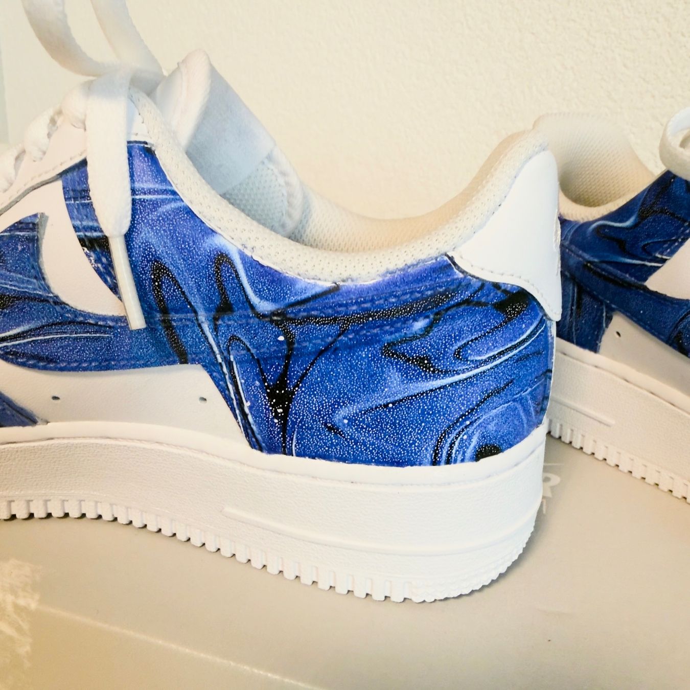 Nike Herrenschuhe: Nike Air Force 1 Custom Sneaker Sample Unikat "NEU" – Neu und originalverpackt aus Grüt (Gossau ZH) von DaxPerformance 8