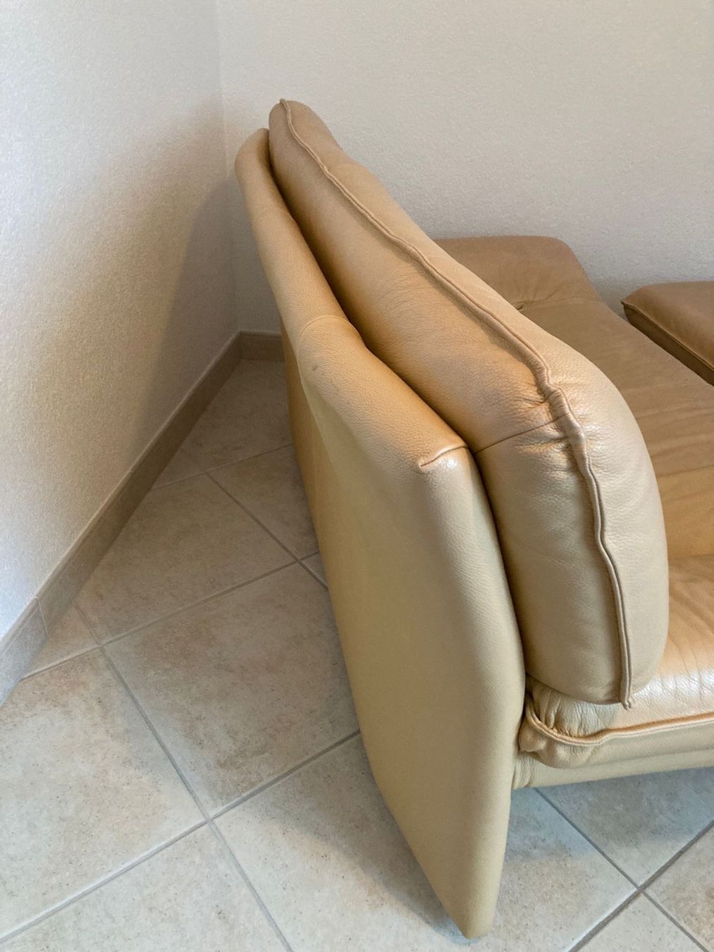 Divani: Sofa gelb – Usato da Oberwil-Lieli venduto da Anairod 2
