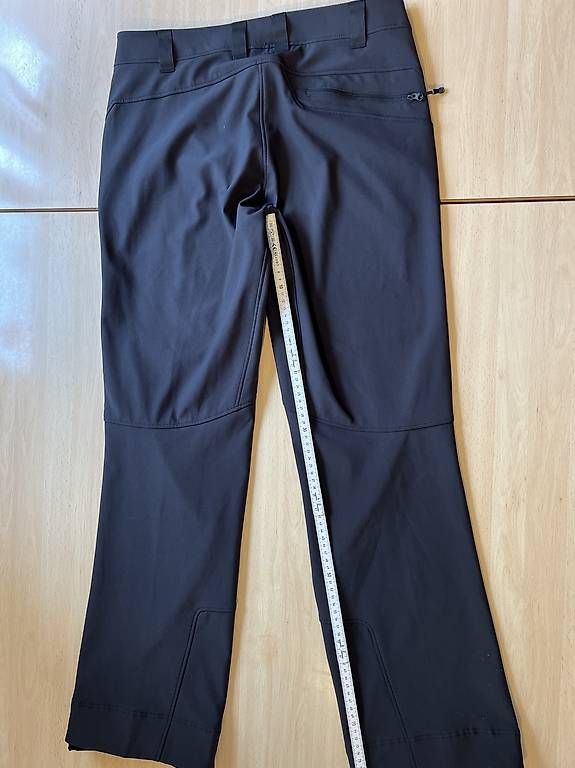 Millet Pantalons: Millet Softshell Hose Gr. 38 neuwertig – D'occasion à Spiringen par brandinder 1