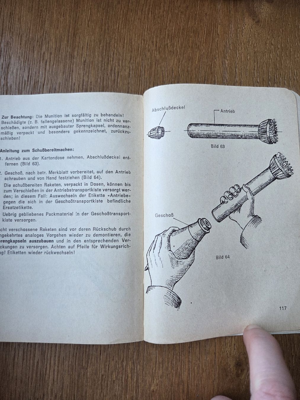 Libri: Schweizer Armee Das 8,3cm Raketenrohr 1950 – Usato da Rickenbach Sulz venduto da Kodachrom 4