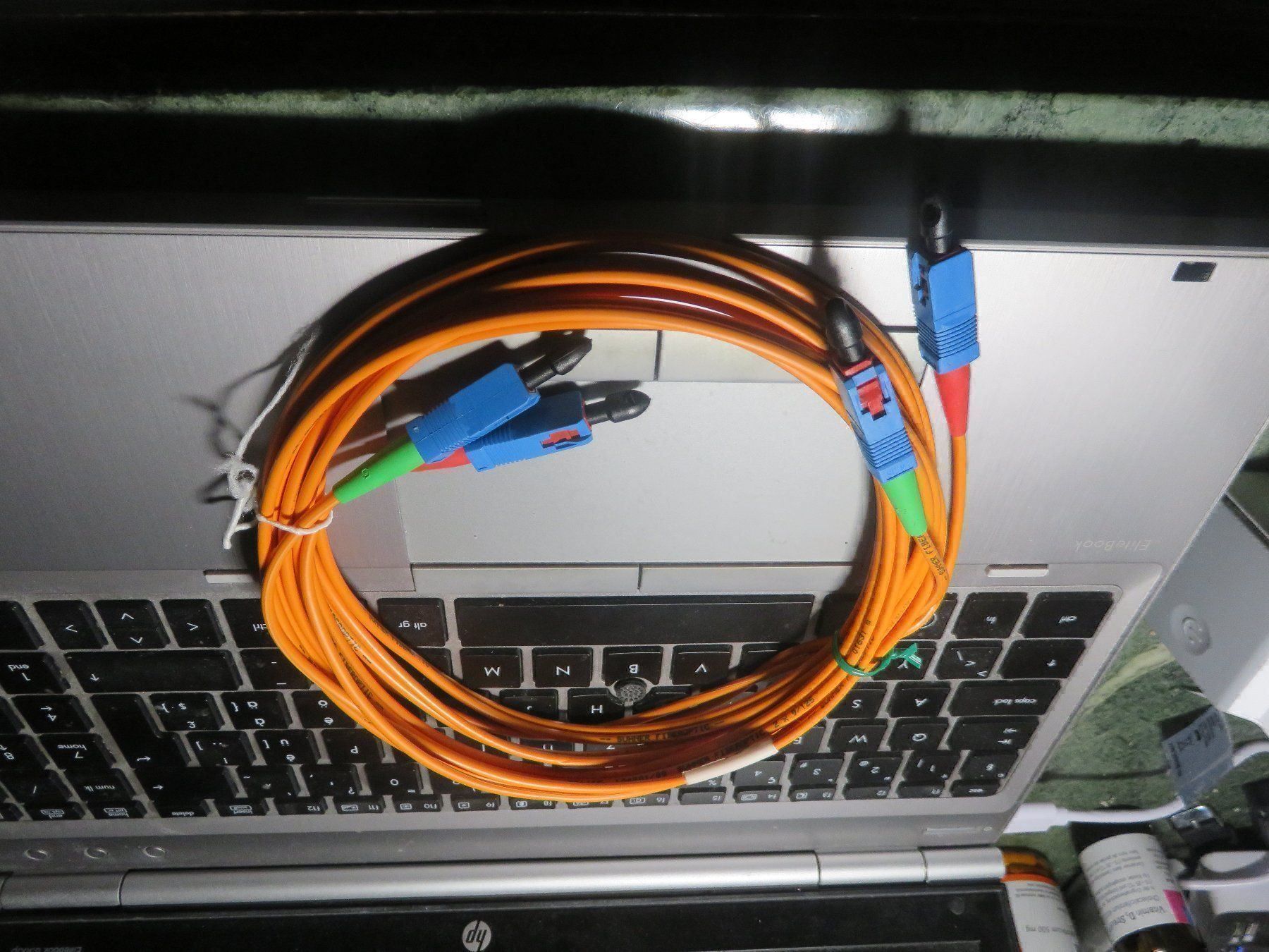 Câbles: Fiberoptic Suhner 3m Kabel(Lichtleiter) – Neuf avec emballage d'origine à Horw par Arta20000 1
