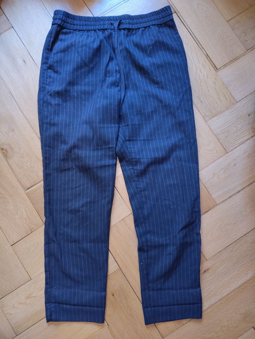 Pantaloni: Stoffhose – Usato da Bern venduto da Linii