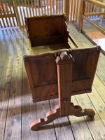 Antike Wiege aus Holz