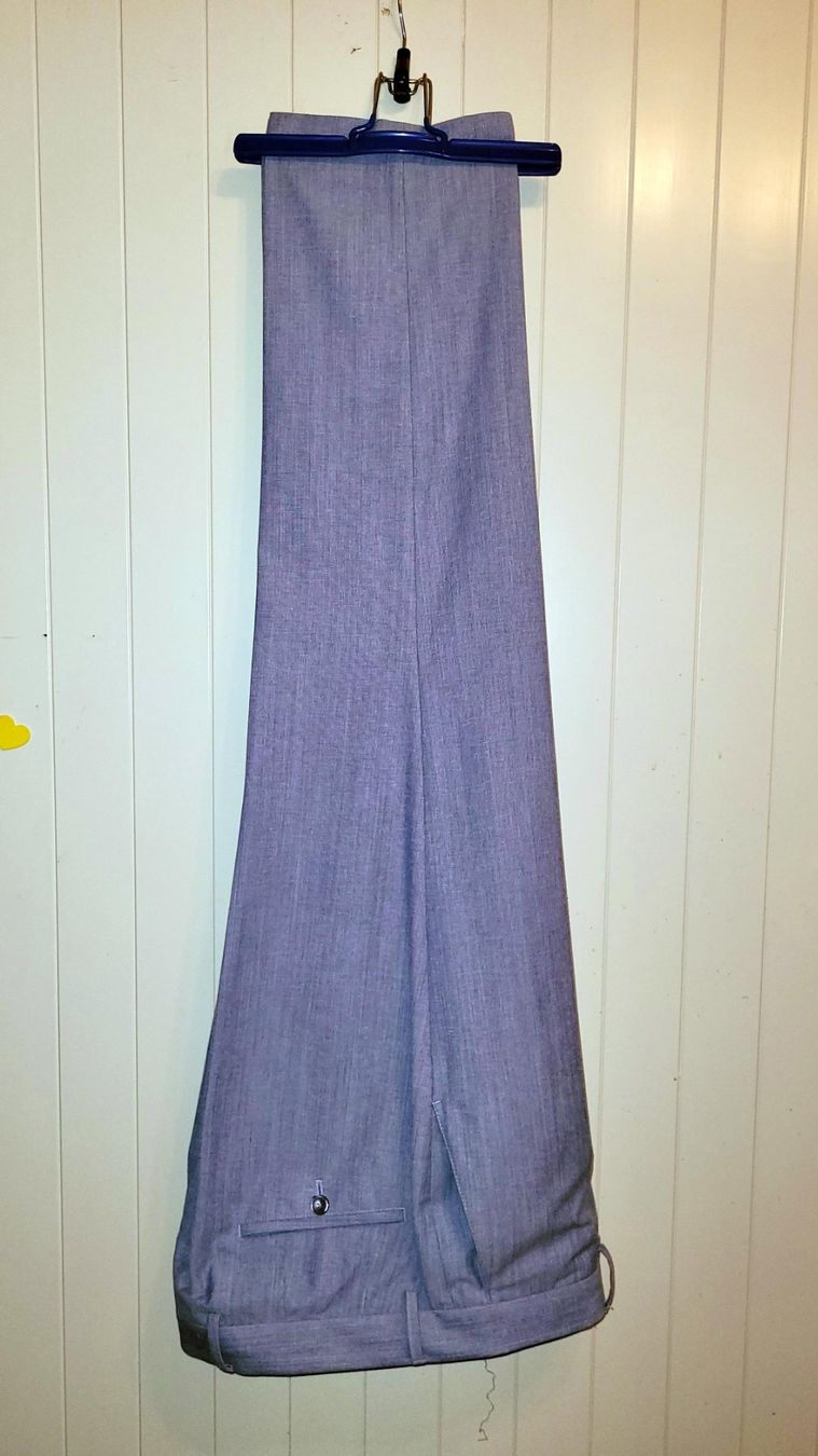 Hugo Boss Completi: Anzug mit Hose und Veston – Nuovo (secondo la descrizione) da Thun venduto da aer_7cgc 3