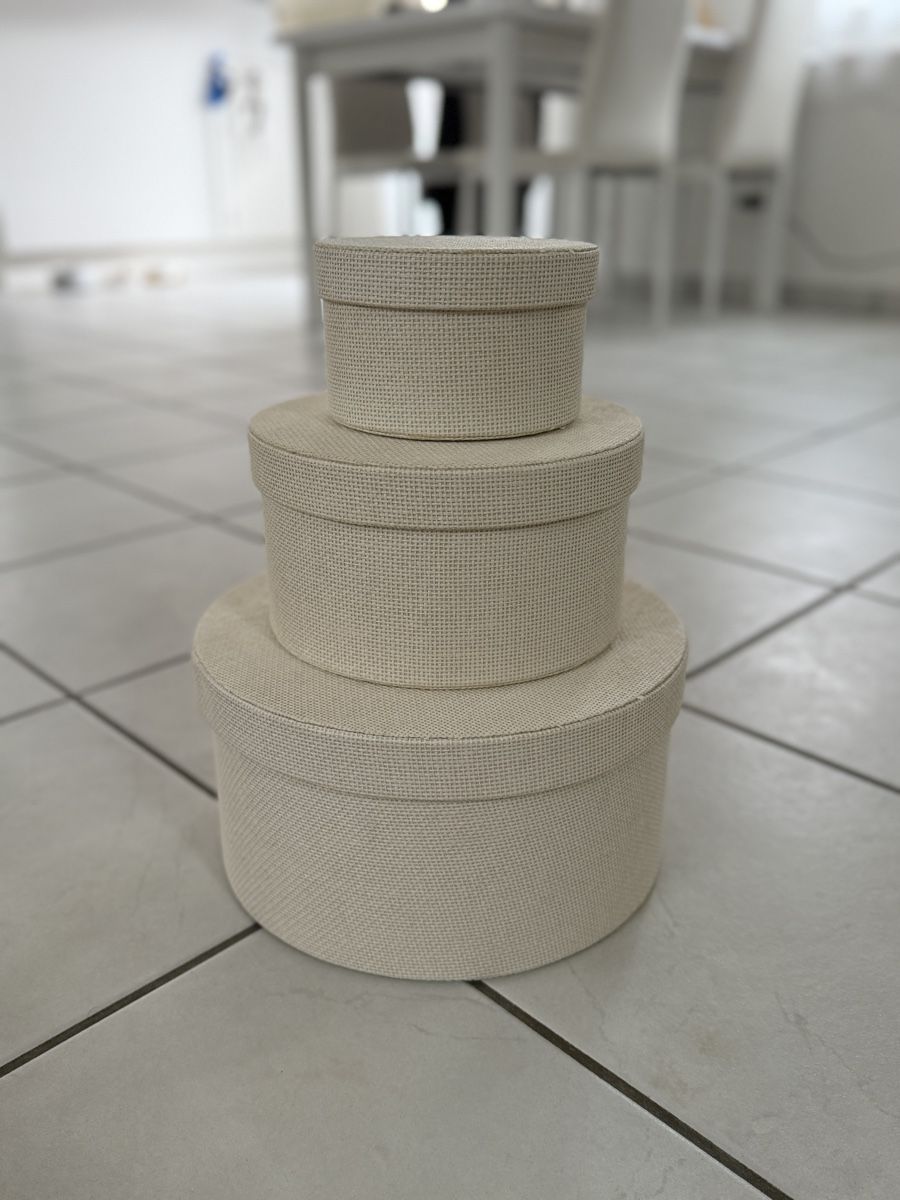 Altro per la casa: 3 Boxen neuwertig – Nuovo (secondo la descrizione) da Glattfelden venduto da ilamas