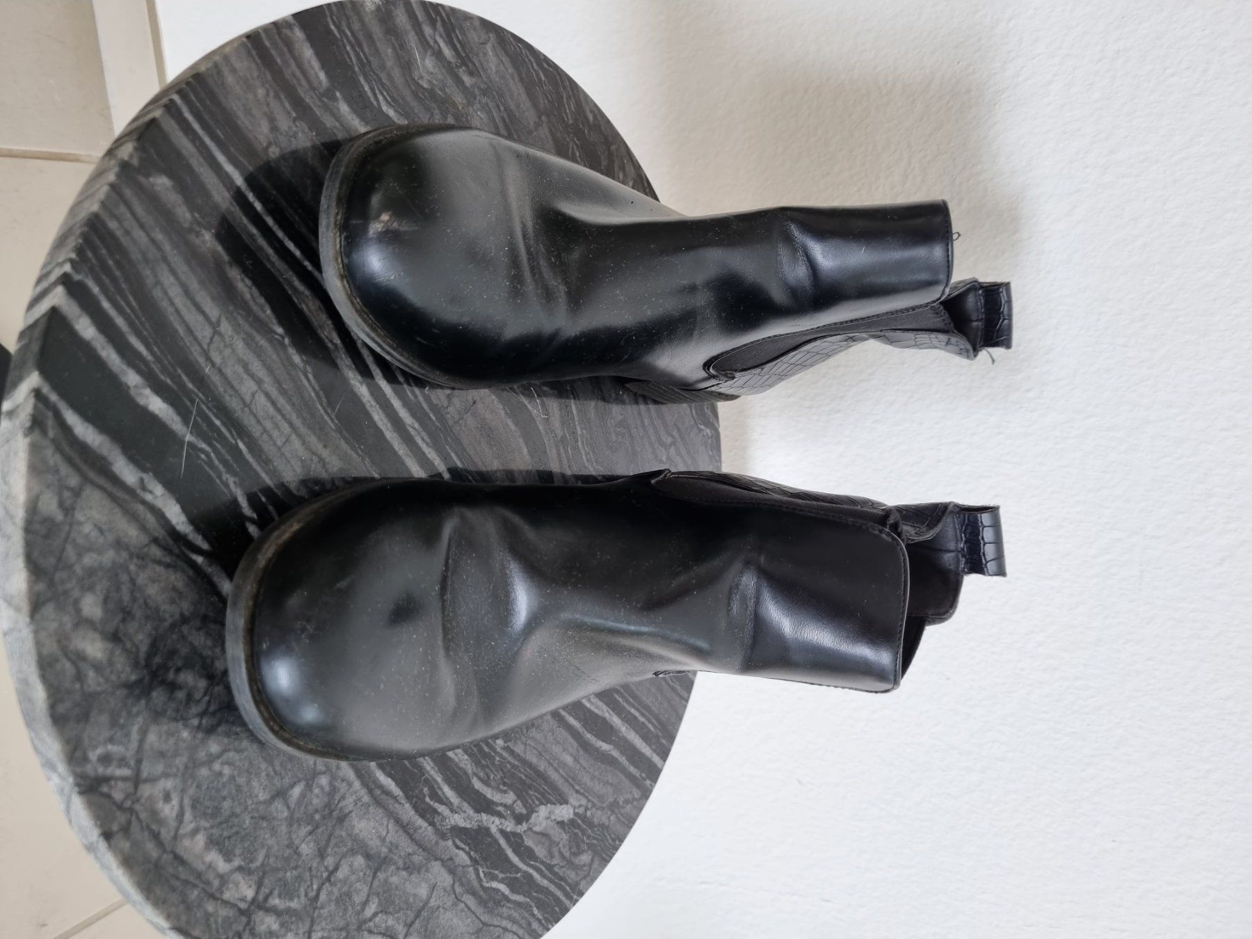 Scarpe da donna: Schwarze Kunstleder Stiefeletten Gr 38 – Usato da Bassersdorf venduto da Sandy456 3