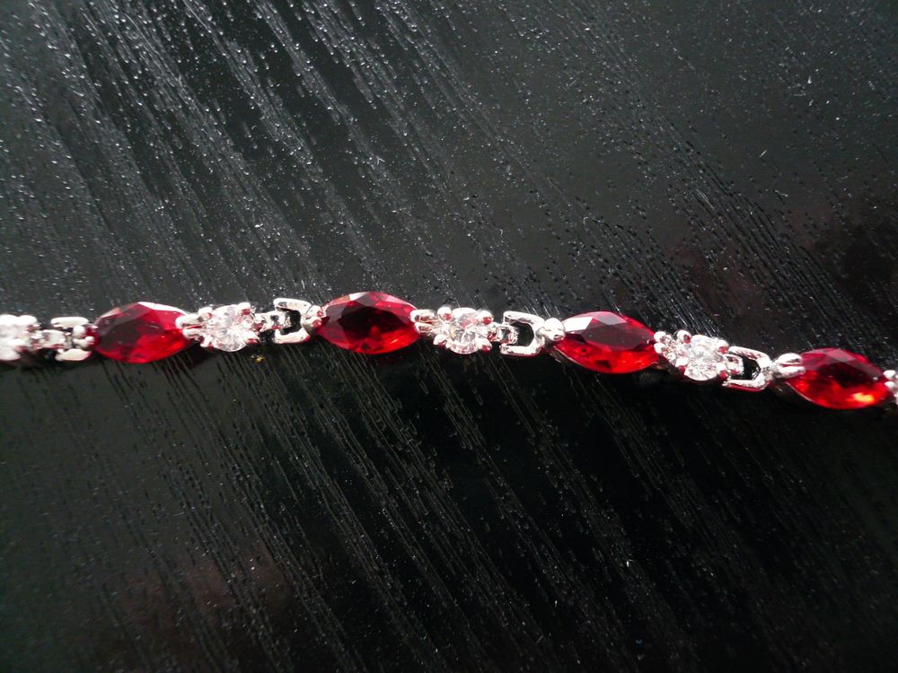 Autres bijoux: Schmuckset in rot, Halskette, Anhänger, Armband, Ohrringe, – D'occasion à Sirnach par primo.si 6
