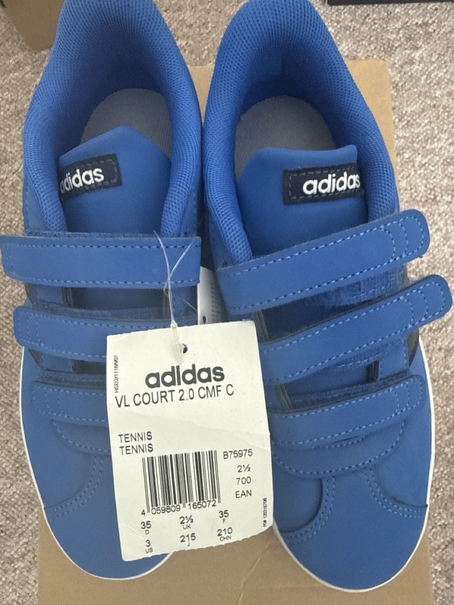 Adidas Chaussures garçon: Adidas sneakers – Neuf avec emballage d'origine à Wohlen AG par rol_8r5l