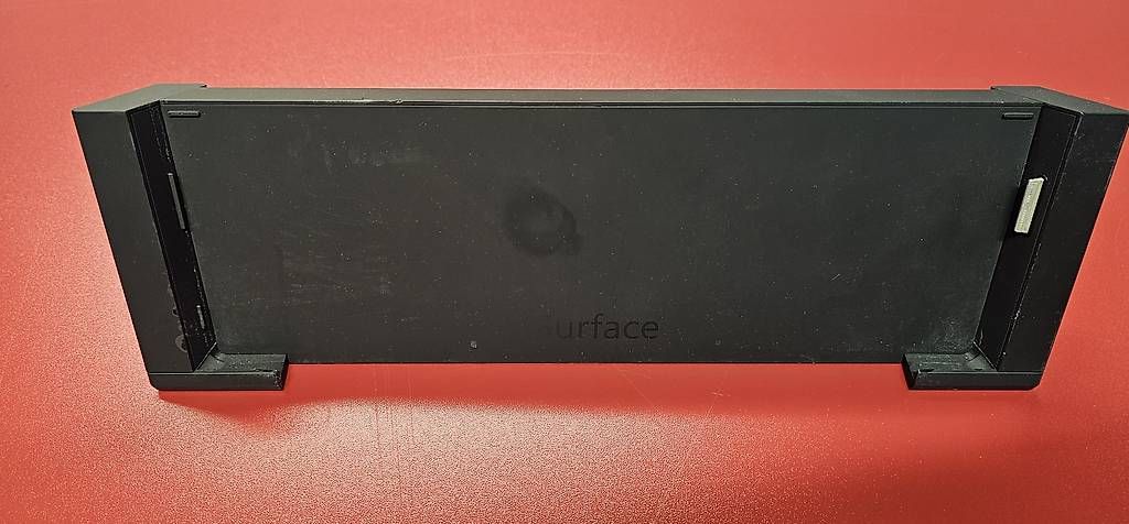 Docking station: Surface Pro 3 + Dockingstation Defekt – Usato da Glattpark(Opfikon) venduto da sevcan-b