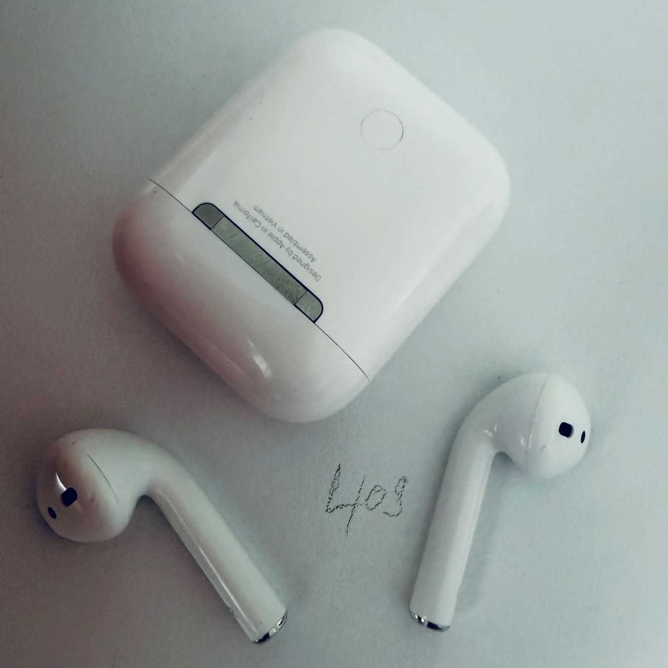 Apple Cuffie: Original Apple AirPods 2 Gen. Wireless Kopfhörer & Case – Usato da Basel venduto da MY.AIRPODS.SHOP 3