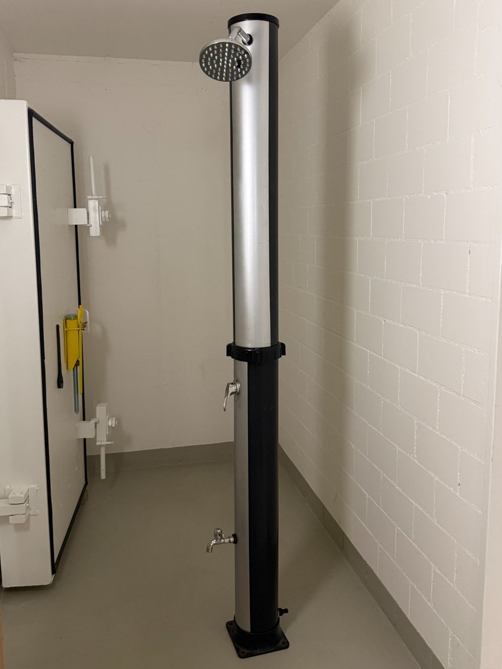 Duschen: Complete outdoor shower - Komplette Außendusche – Gebraucht aus Lachen SZ von edo_2myl