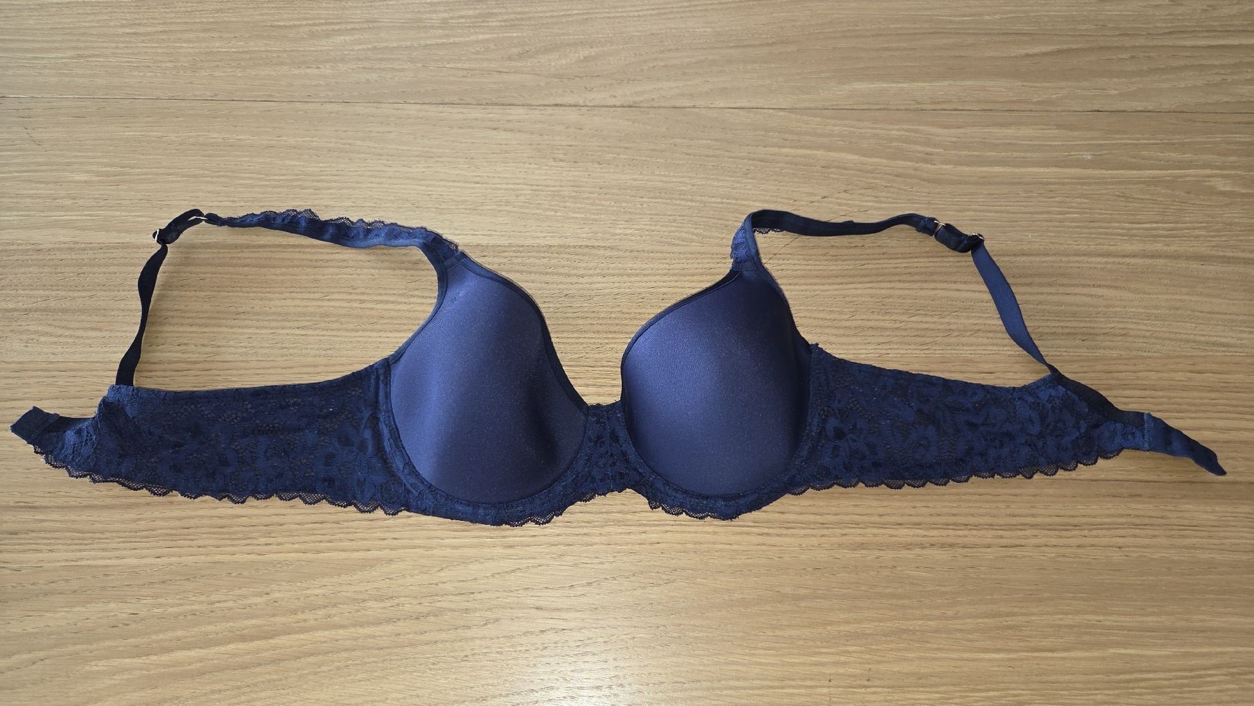 Calida Altra biancheria intima: Soutien-gorge Calida  – Usato da Le Pâquier-Montbarry venduto da Gruyere77