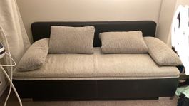Schlafsofa schwarz grau mit Kissen gebrauch guterZustand