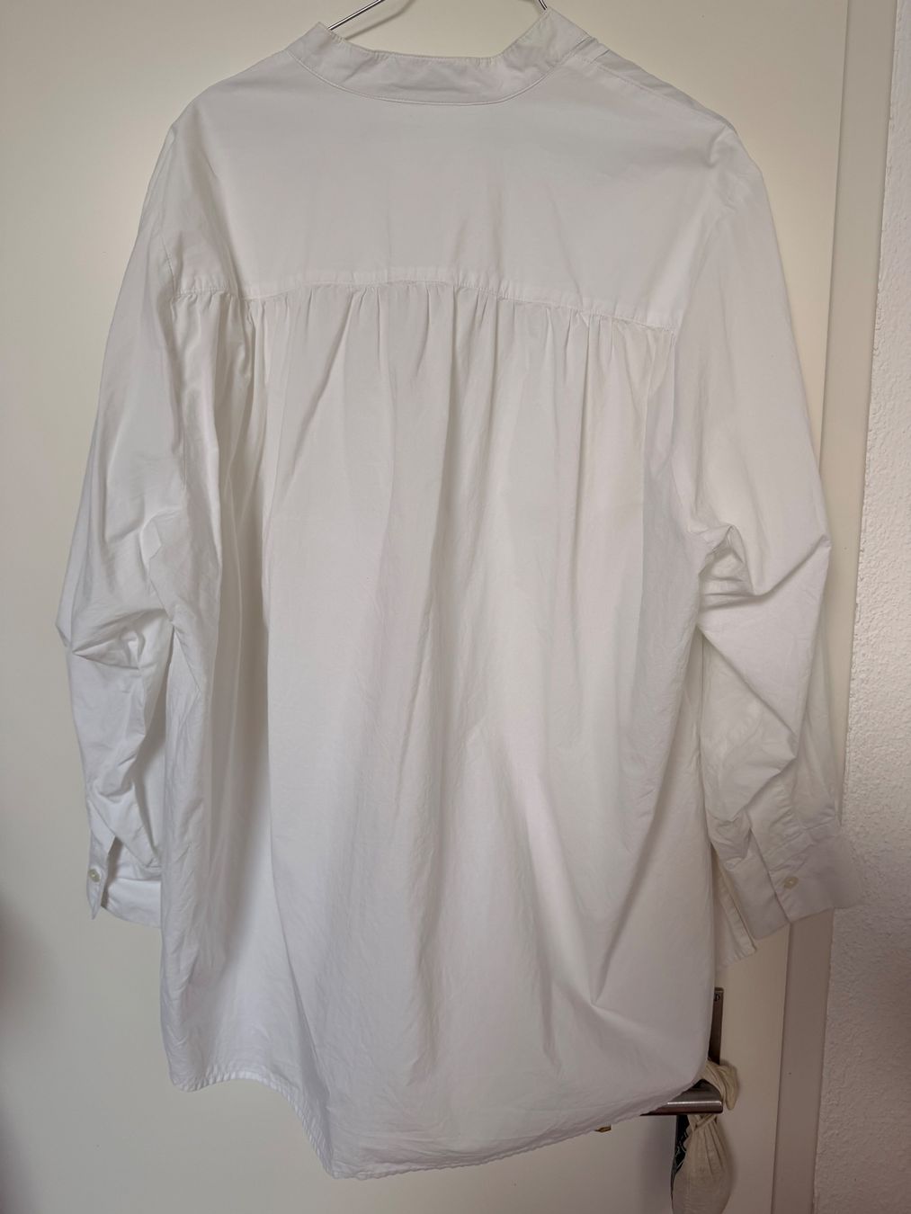 Mango Blusen: Oversize-Hemd mit langen Ärmeln - Marke: MNG - Grösse: M – Gebraucht aus Würenlos von Abracadabra26 3