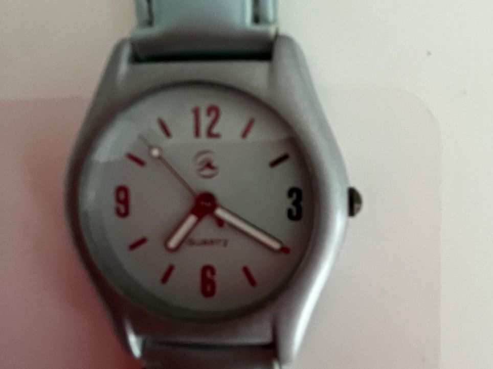 Uhren: Armbanduhr /// Quarz – Gebraucht aus Brittnau von Zofigerin