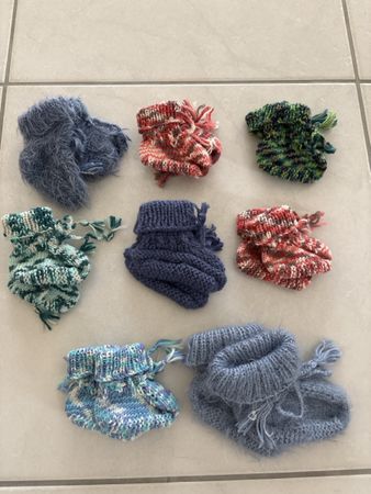 8 Paar handgestrickte Babyfinkli