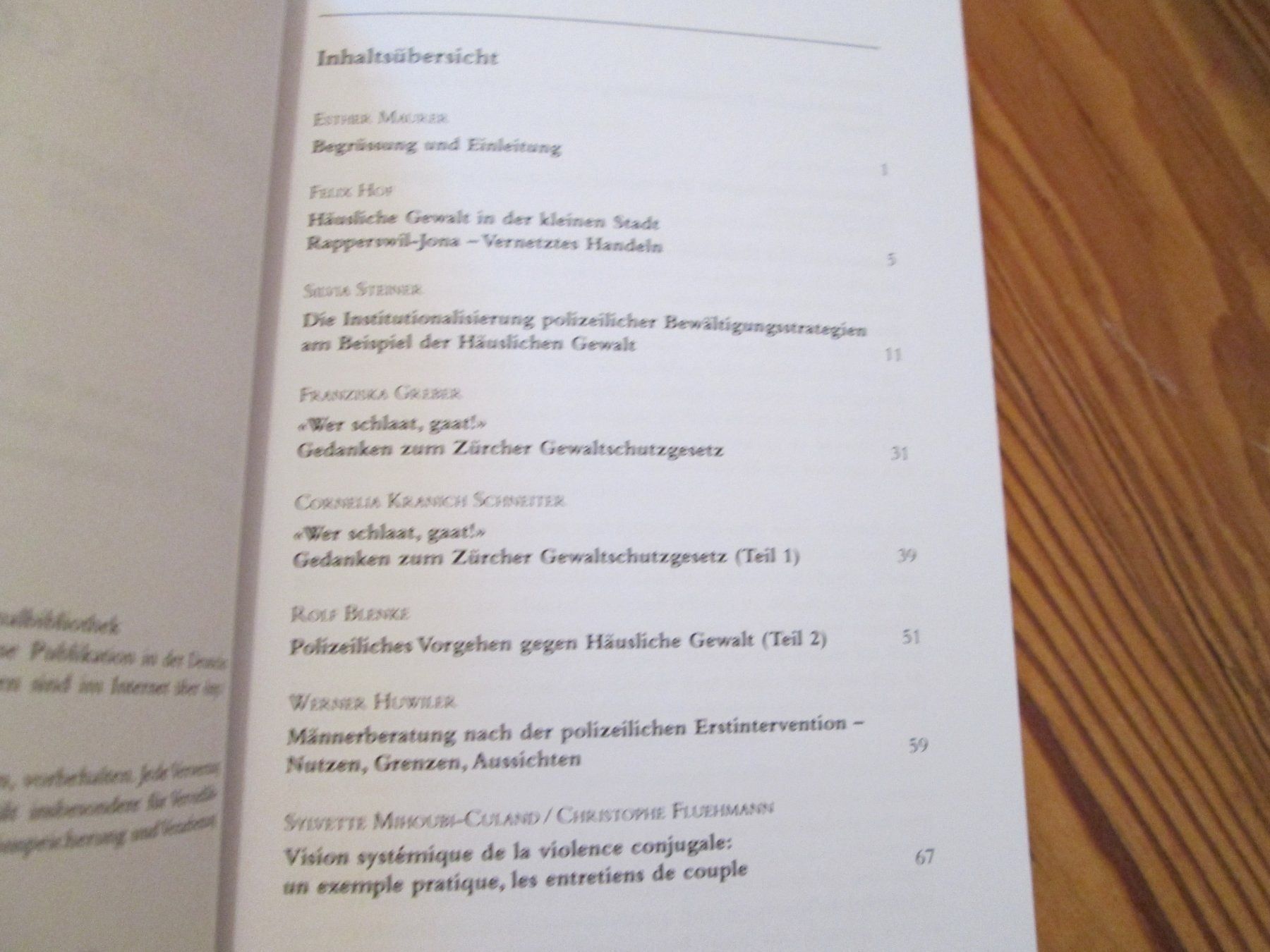 Libri: Häusliche Gewalt – Usato da Neuchâtel venduto da Dualseele 2