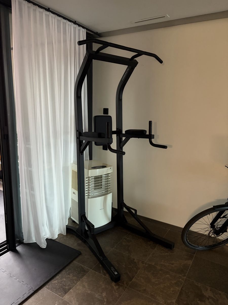 Sonstige Dekorationen & Accessoires: Pull up bar new in the box  – Neu und originalverpackt aus Zürich von aco_9zsl