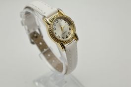 Damen Uhr   ungetragen (läuft mit Garantie)