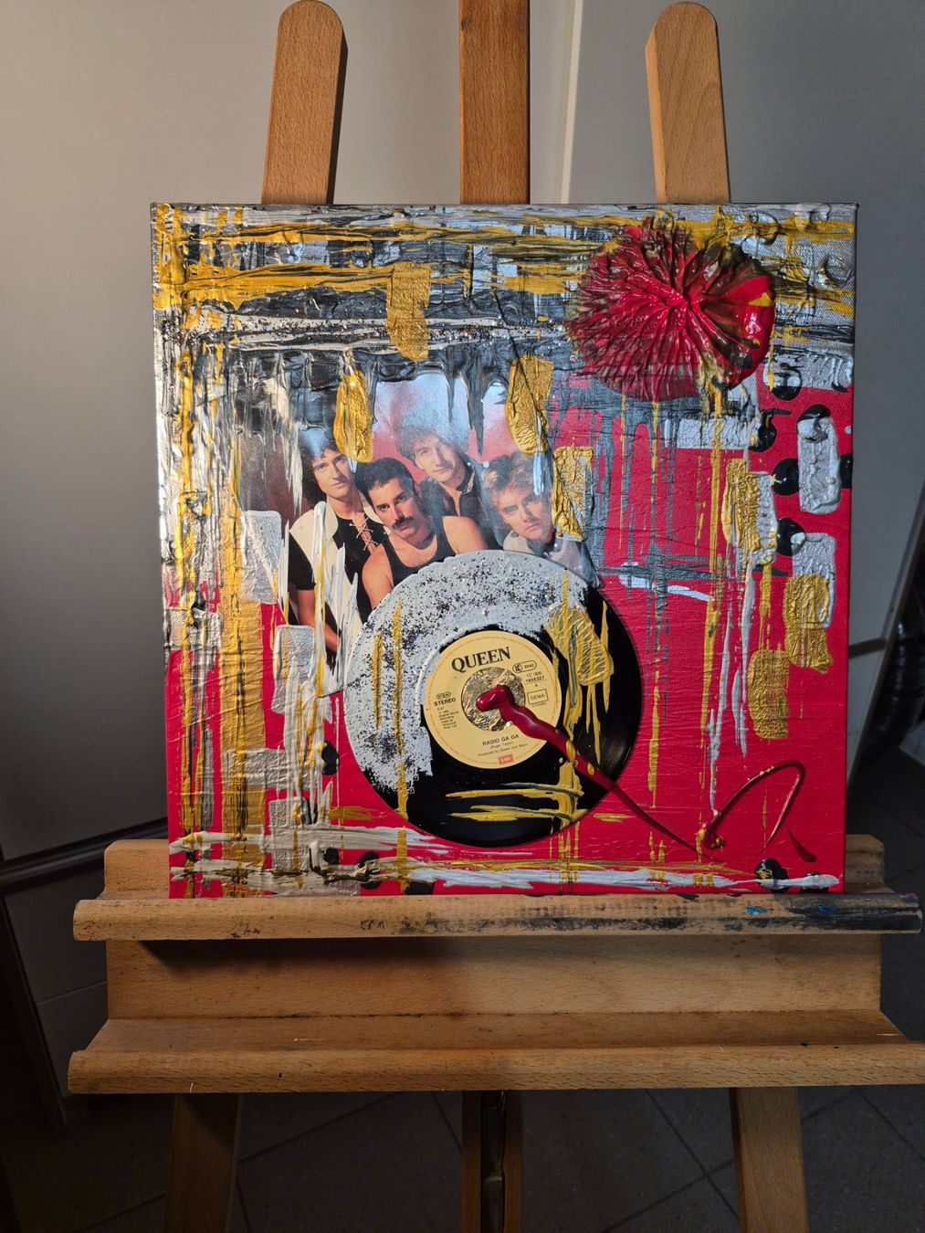 Foto & Immagini: Bild "Queen" Nr. 2 - Geschenkidee – Usato da Einsiedeln venduto da Lunajune1