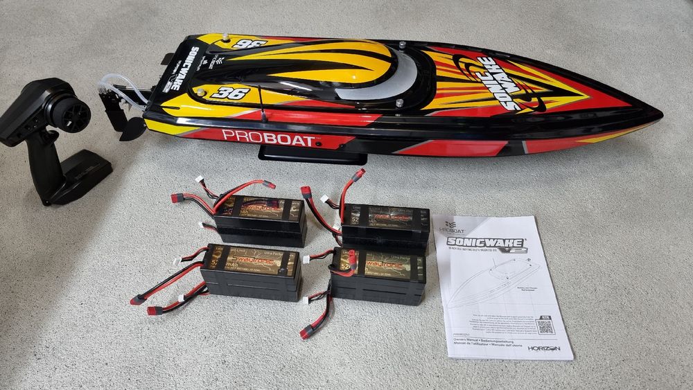 Rennboot Proboat Sonicwake V2 3