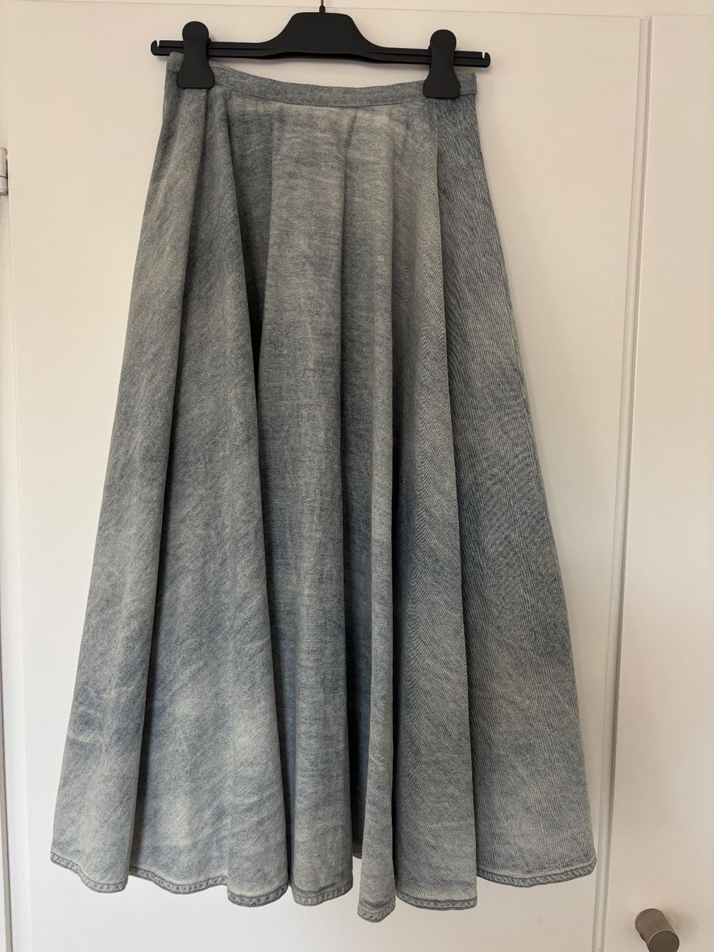 Dior Gonne: DIOR Denimjupe , feinste Baumwolle Gr. 32 – Usato da Herrliberg venduto da mayfi