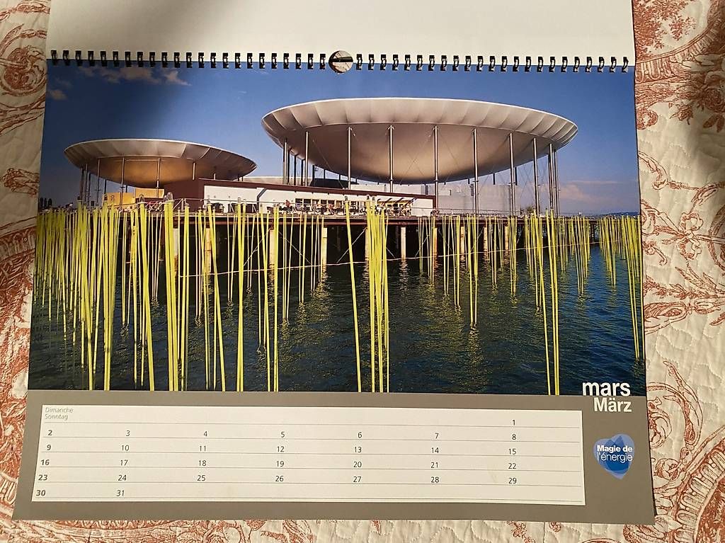 Calendari: calendrier expo 2002 – Usato da Neuchâtel venduto da salade03