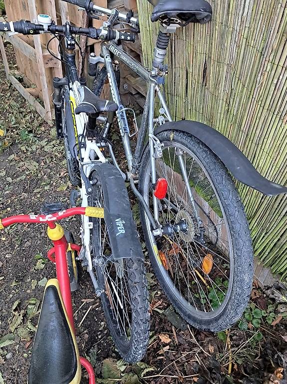 Velos: Fahrräder defekt – Defekt aus Seuzach von nsgrob 1