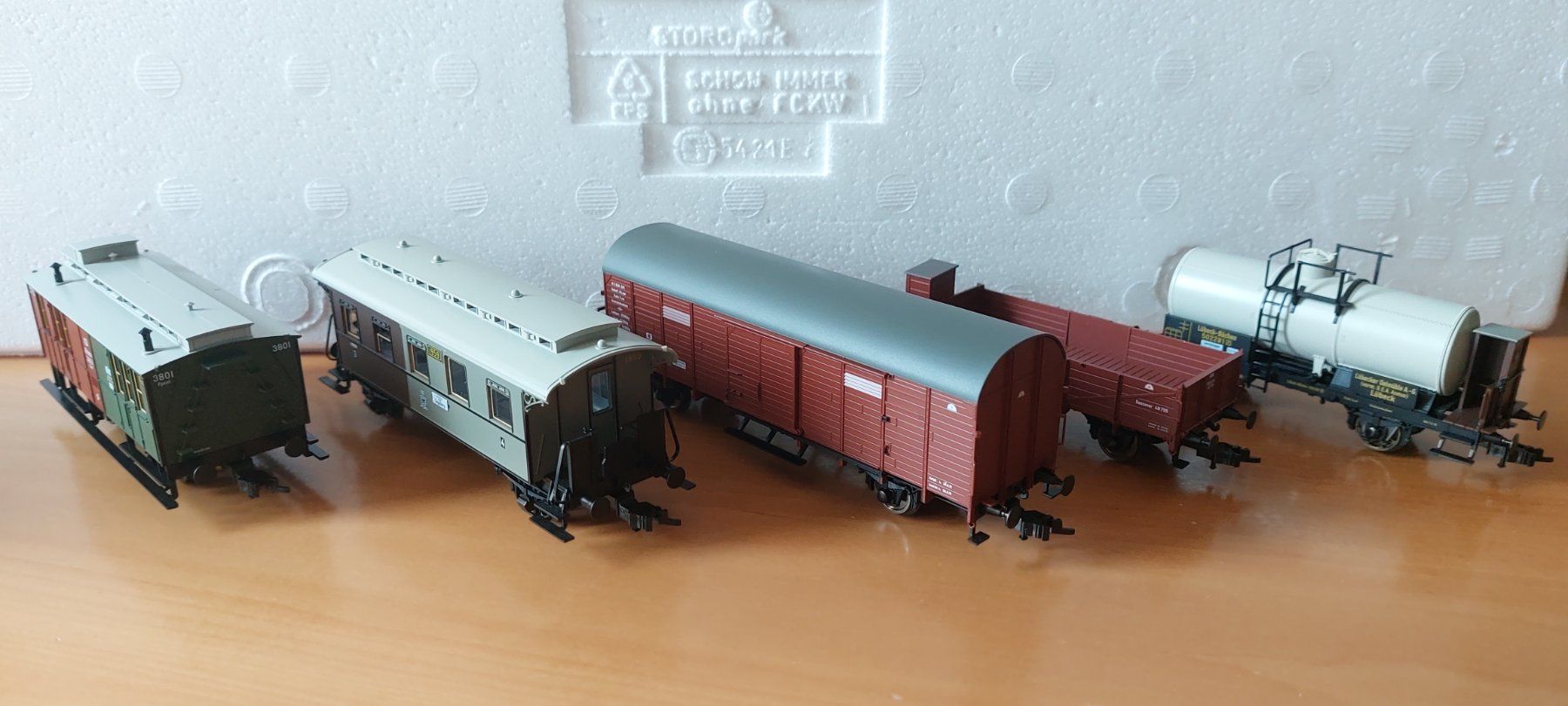 Fleischmann Modellini di ferrovie: Fleischmann 4895 - Dampfzug mit T9.3 der K.P.E.V. – Nuovo (secondo la descrizione) da Rotkreuz venduto da MOBAHN-1zu87 6