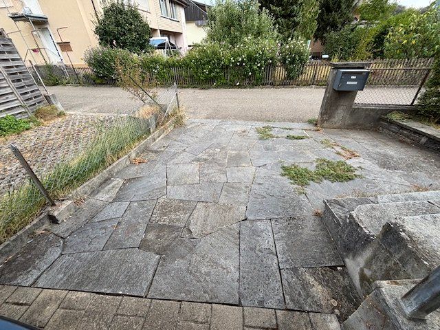 Pierres & tuiles: Gartenplatten Maggia Granit – D'occasion à Trimbach par nmr 3