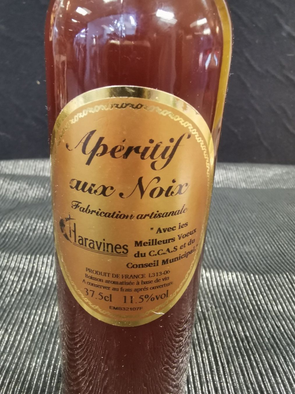 Bevande alcoliche: APÉRITIF AUX NOIX – Nuovo (secondo la descrizione) da Genève venduto da Leboucheoreilles 1