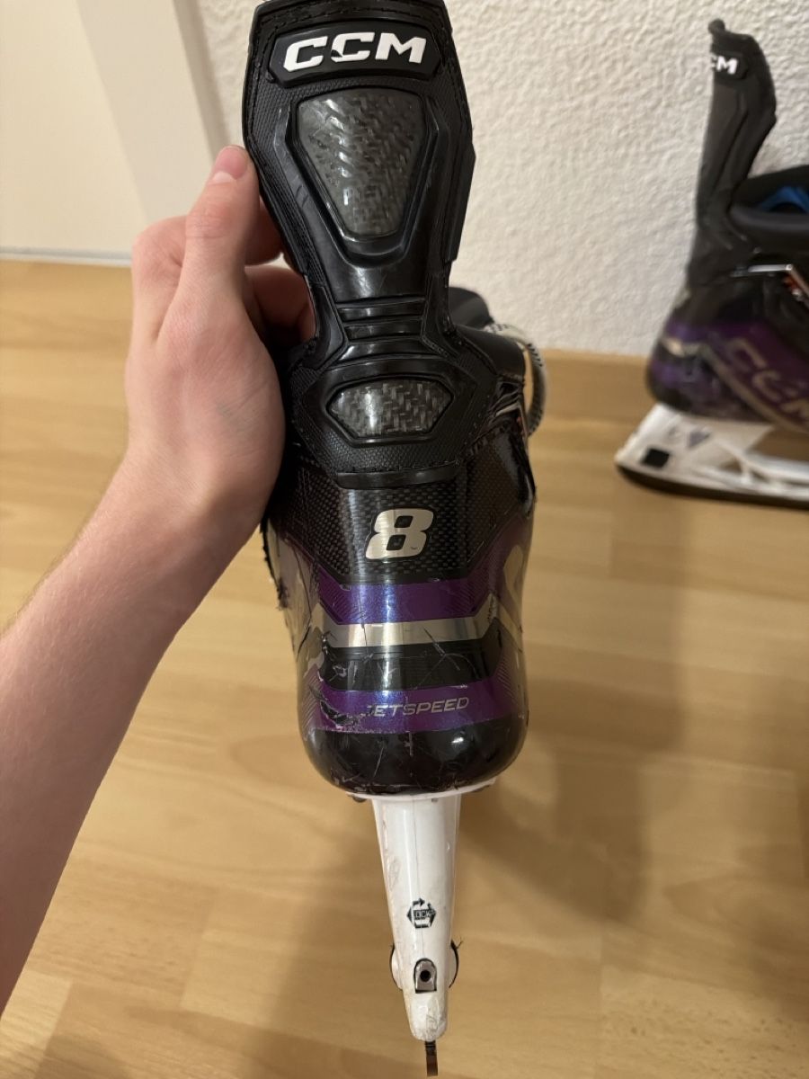 Ccm Pattini da ghiaccio: Custom CCM Skate Jetspeed FT6 Pro – Usato da Feuerthalen venduto da mor_5t5j 2