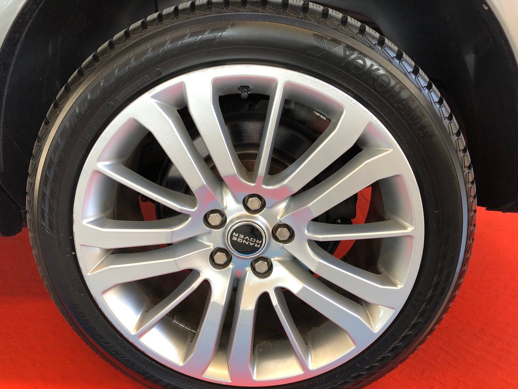 Land Rover Automobili: LAND ROVER Range Rover Sport 3.6 Td8 HSE Automatic – Usato da Gampelen venduto da Steuer0 3