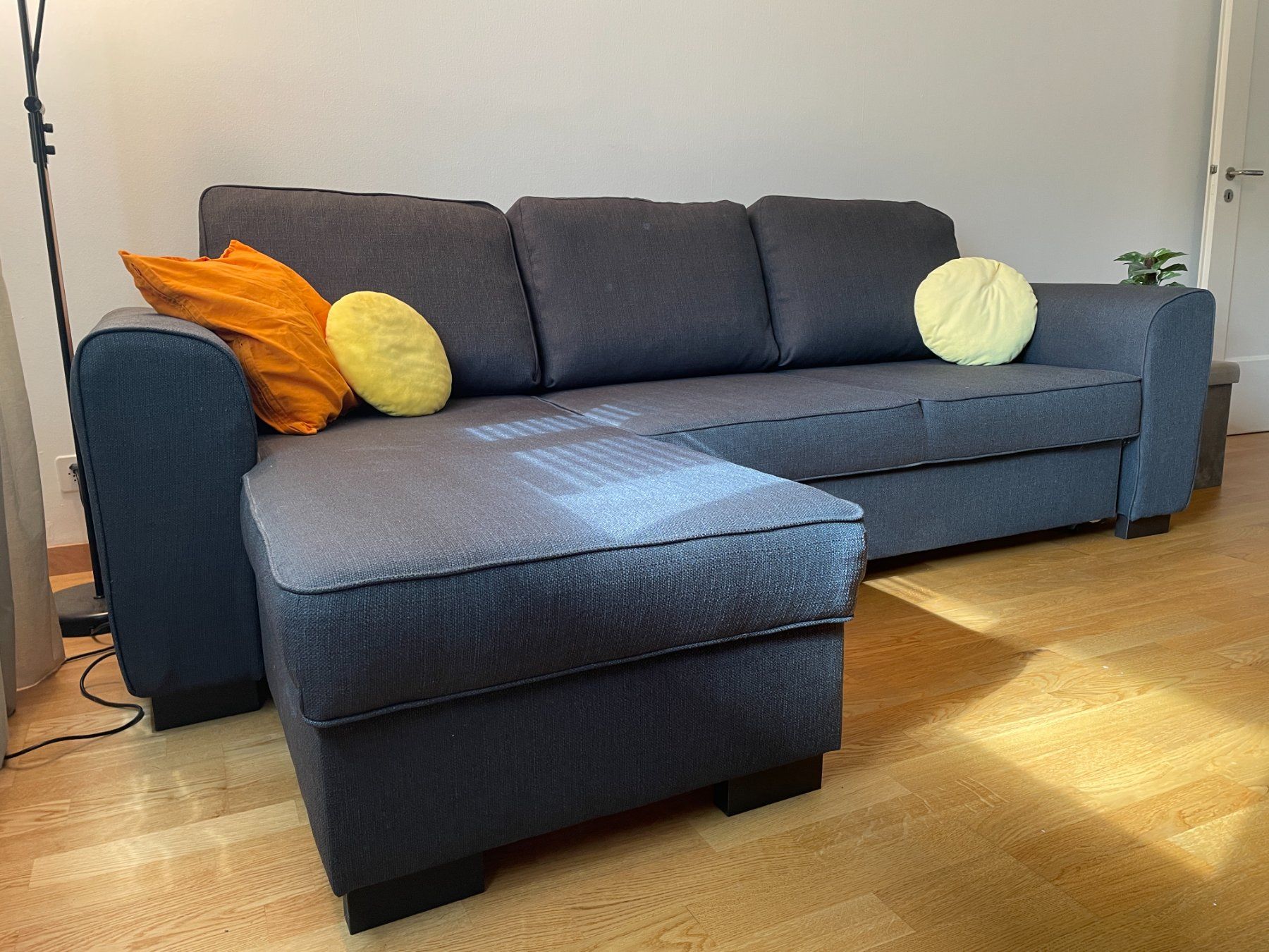 Conforama Divani: Schlafsofa / Bettsofa – Usato da Zollikofen venduto da P-r-A 2