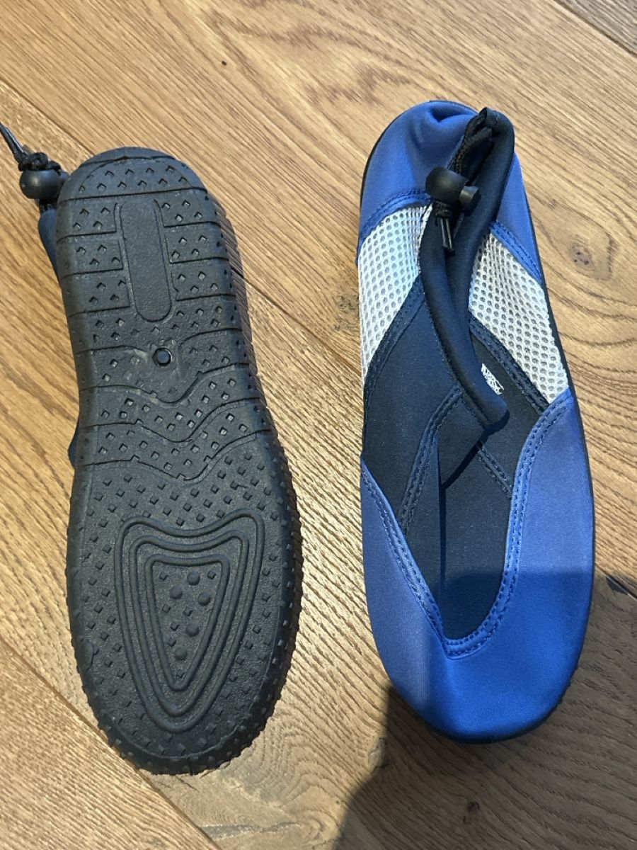 Herrenschuhe: NEU Badeschuhe Gr.39 – Neu (gemäss Beschreibung) aus Pratteln von Nala78 1