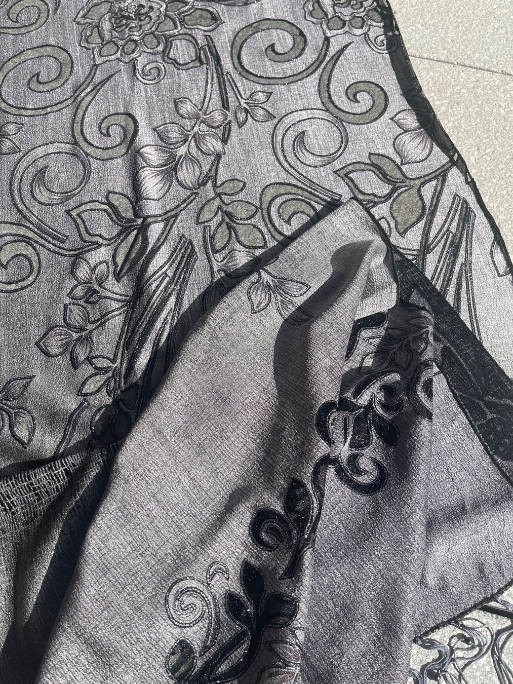 Foulard & Sciarpe: Foulard grau – Nuovo (secondo la descrizione) da Brütten venduto da Rod816 3