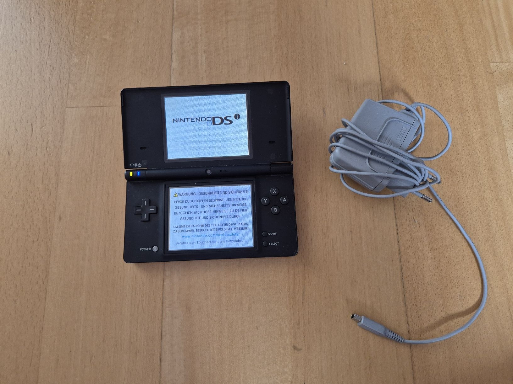 Nintendo Console: Nintendo DSi Pokemon Zekrom Edition – Usato da Bösingen venduto da Akaiwa 1