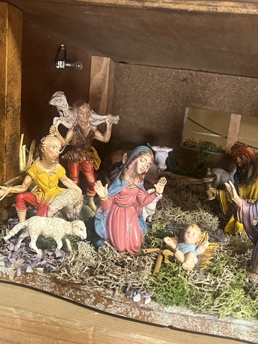 Toutes les décorations: Weihnachtskrippe Figuren Holz beleuchtet gebrauchter – D'occasion à Dittingen par Bellevista 3
