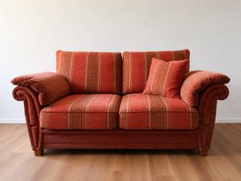 Gemütliches 2-Sitzer-Sofa mit passendem Sessel
