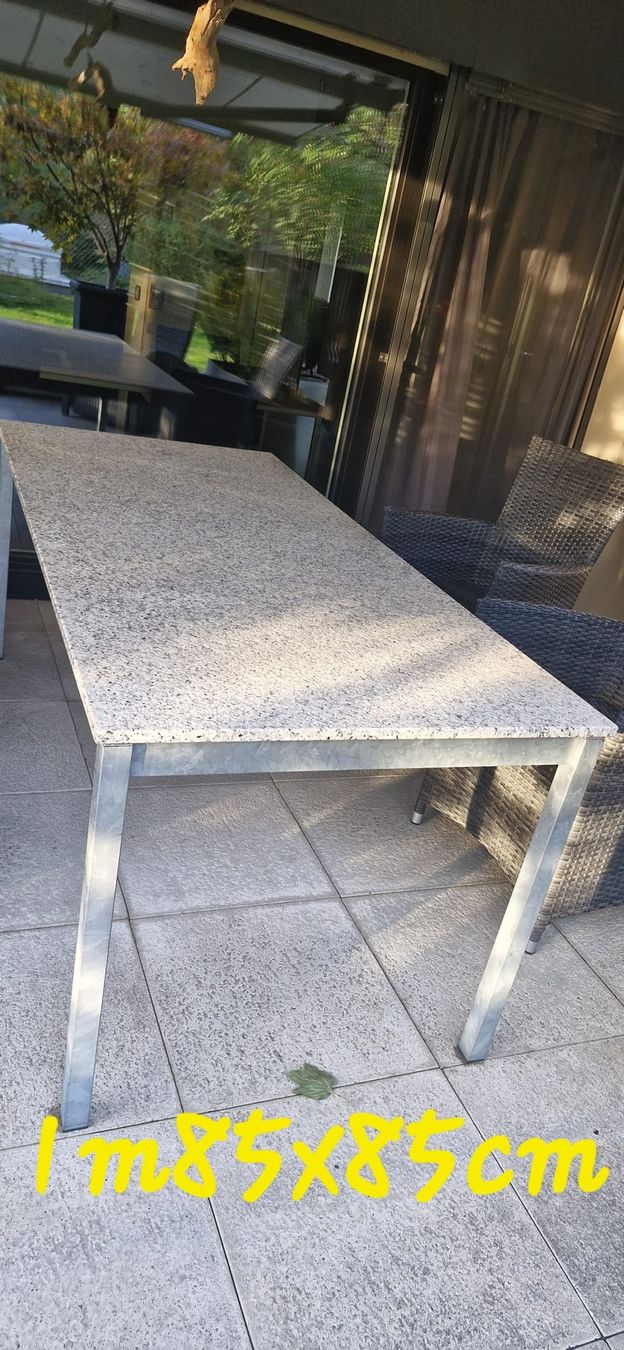 Tavoli: Gartentisch mit Granitplatte – Usato da Burgdorf venduto da 01jschenk