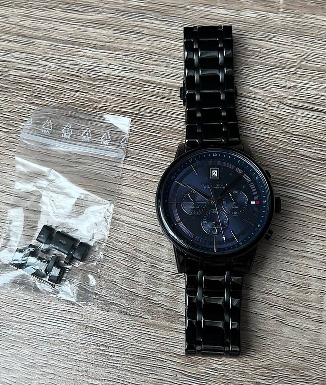 Uhren: Montre Tommy Hilfiger 1791983 – Gebraucht aus Essertines-Rolle von flo_y6p8 1