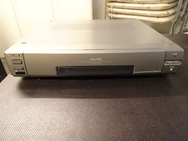 Video Cassette Recorder Sony EV-C2000E